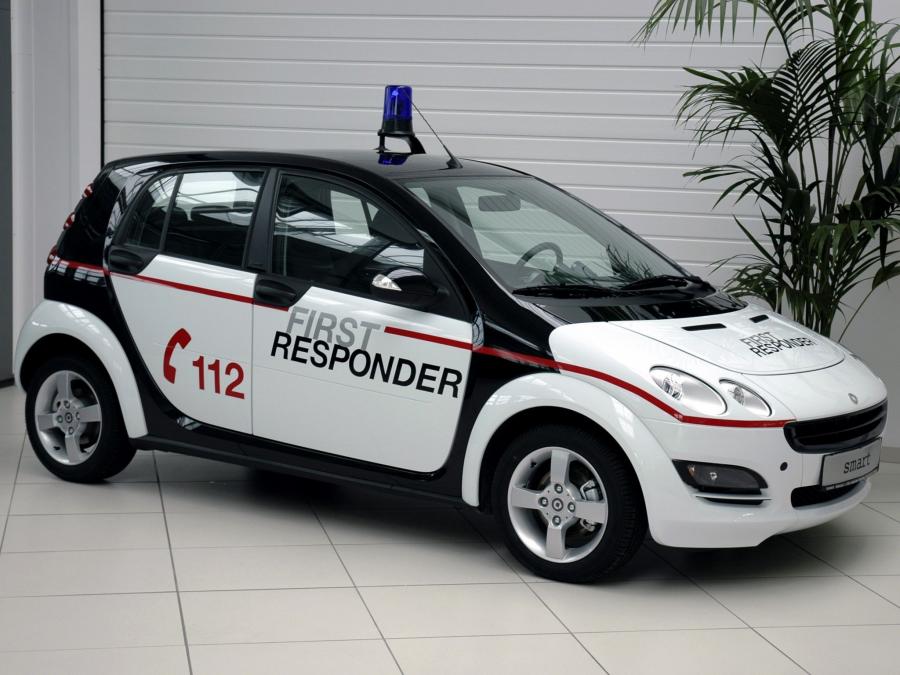  Smart ForFour First Responder 2004 года  (фото 1 из 1)